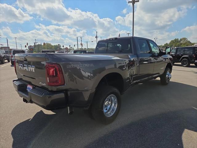 2026 Ram 3500 Laramie Crew Cab 4x4 8' Box