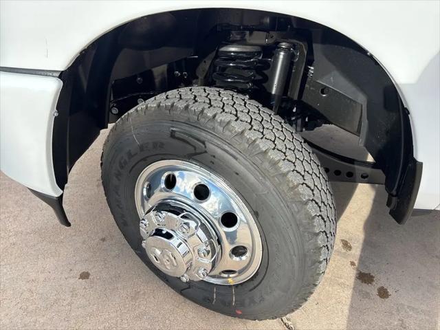 2026 Ram 3500 Big Horn Crew Cab 4x4 8' Box