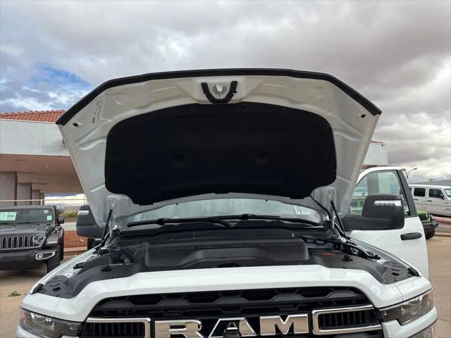 2026 Ram 3500 Big Horn Crew Cab 4x4 8' Box