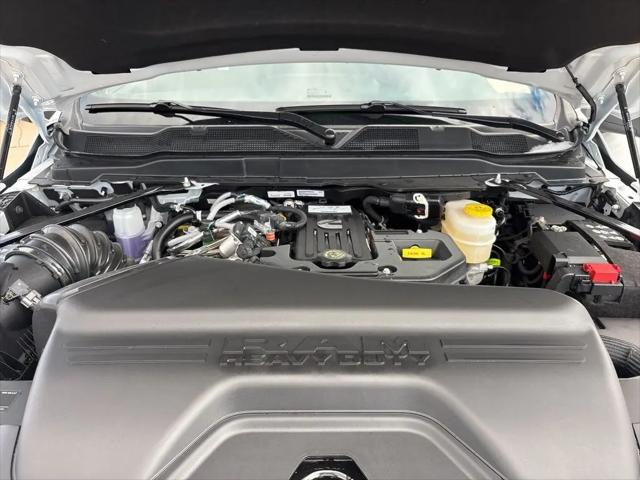 2026 Ram 3500 Big Horn Crew Cab 4x4 8' Box
