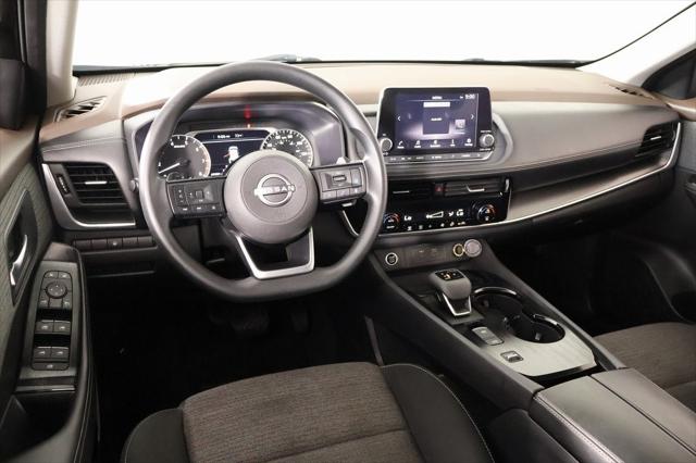 2022 Nissan Rogue SV FWD