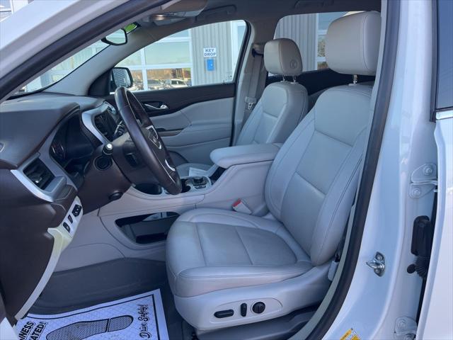 2023 GMC Acadia AWD SLT 2023 GMC Acadia AWD SLT