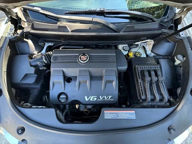 2012 Cadillac SRX Standard