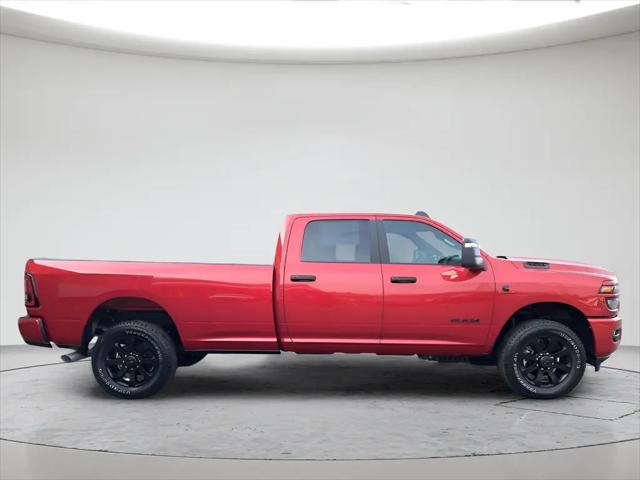2026 Ram 3500 Big Horn Crew Cab 4x4 8' Box