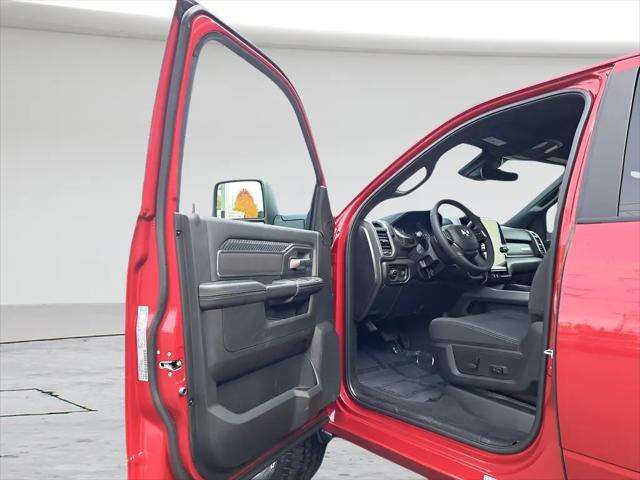 2026 Ram 3500 Big Horn Crew Cab 4x4 8' Box