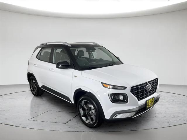 2026 Hyundai Venue SEL w/Two-Tone Roof for sale in Longview, WA