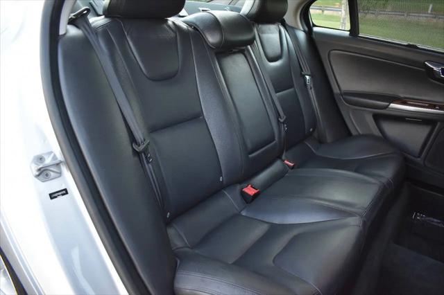 2016 Volvo S60 Inscription T5 Drive-E Platinum
