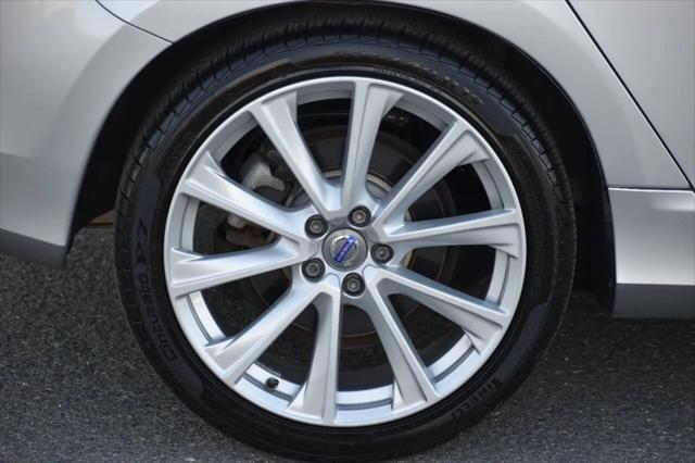 2016 Volvo S60 Inscription T5 Drive-E Platinum