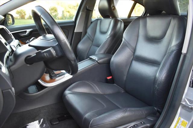 2016 Volvo S60 Inscription T5 Drive-E Platinum