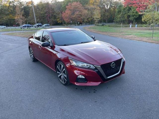 2022 Nissan Altima SR FWD