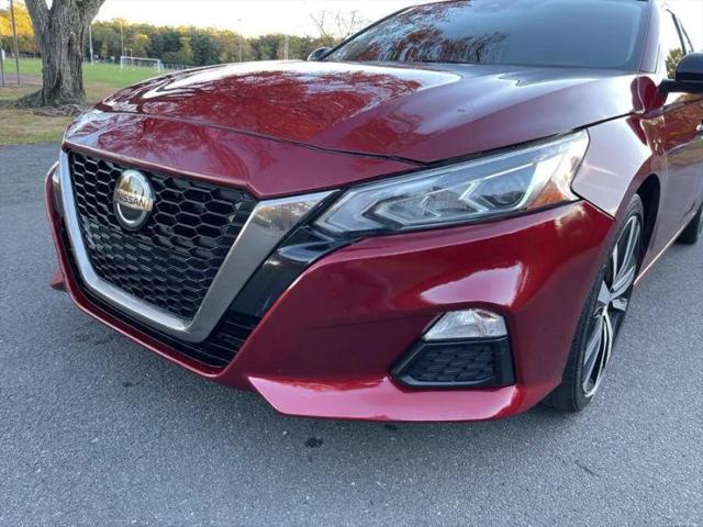 2022 Nissan Altima SR FWD