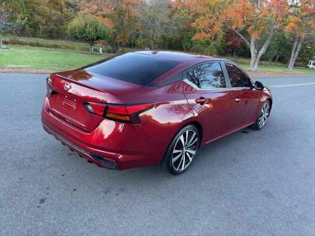 2022 Nissan Altima SR FWD