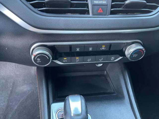 2022 Nissan Altima SR FWD