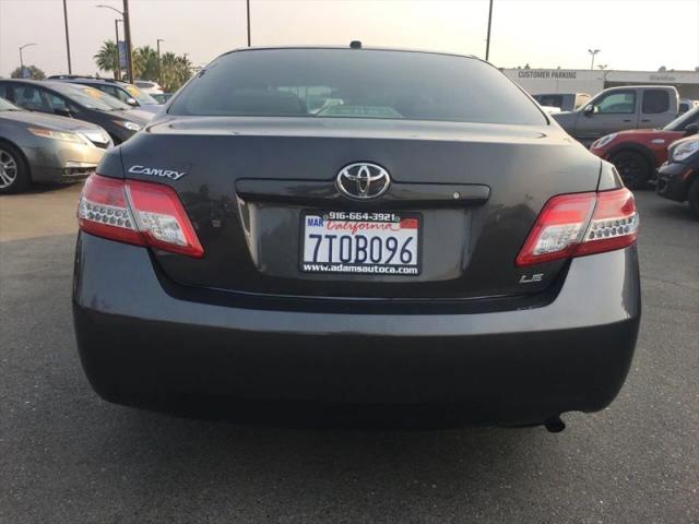 2011 Toyota Camry LE