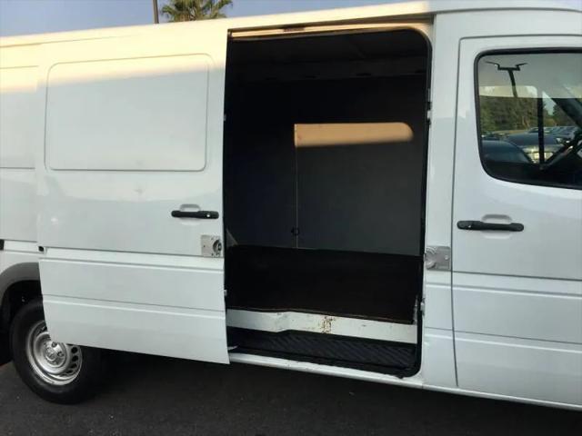 2006 Dodge Sprinter HC