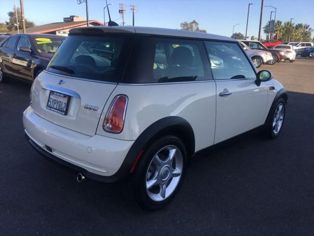 2006 MINI Cooper Base