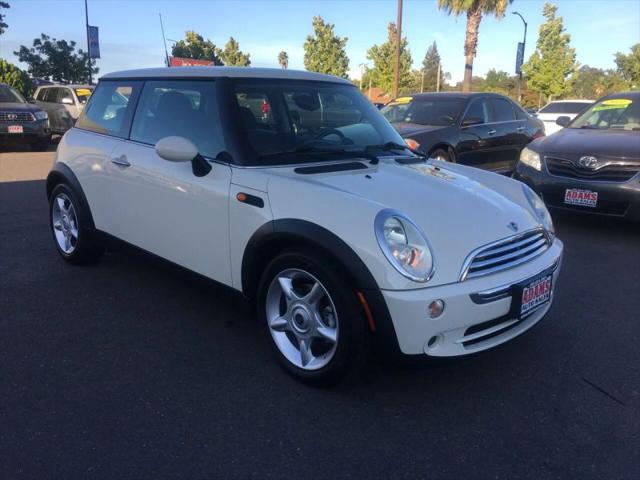 2006 MINI Cooper Base