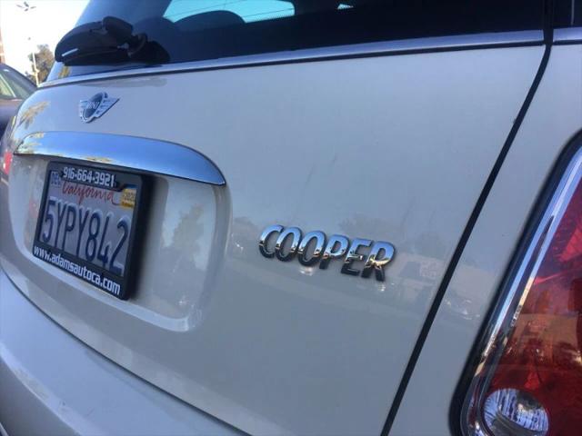 2006 MINI Cooper Base