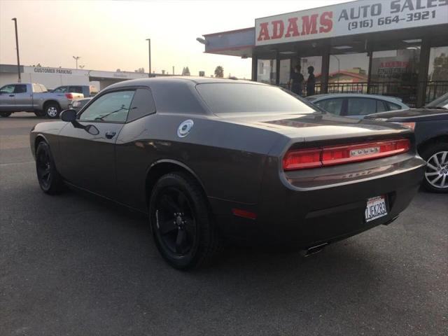 2013 Dodge Challenger SXT