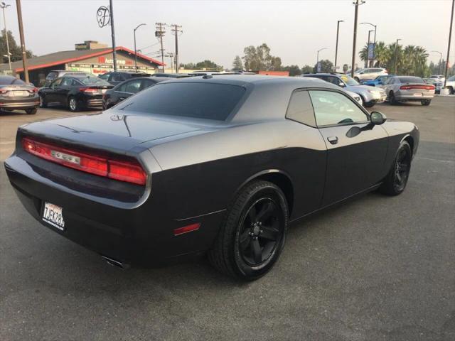 2013 Dodge Challenger SXT