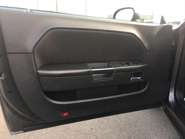 2013 Dodge Challenger SXT