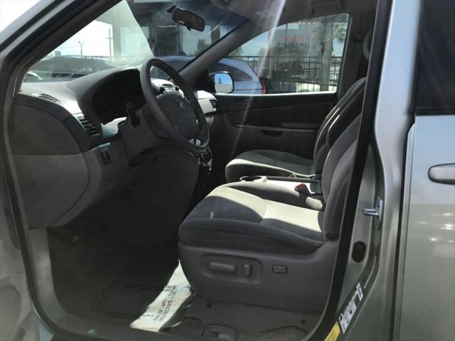 2007 Toyota Sienna LE