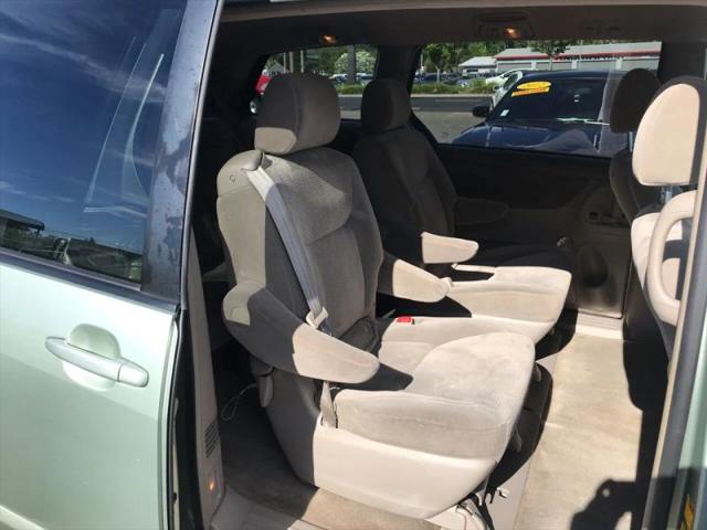 2007 Toyota Sienna LE