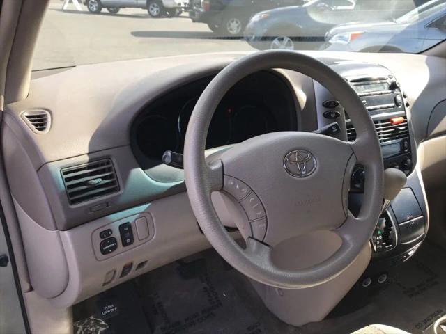2007 Toyota Sienna LE