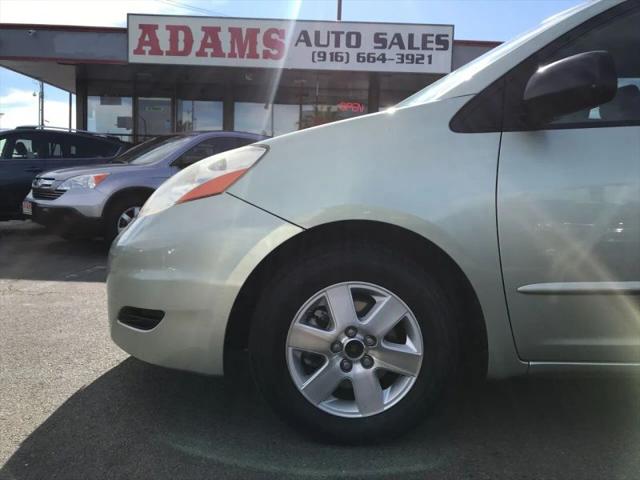 2007 Toyota Sienna LE