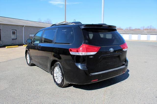 2011 Toyota Sienna XLE V6