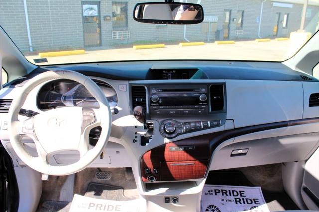 2011 Toyota Sienna XLE V6