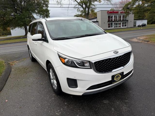 2016 Kia Sedona LX