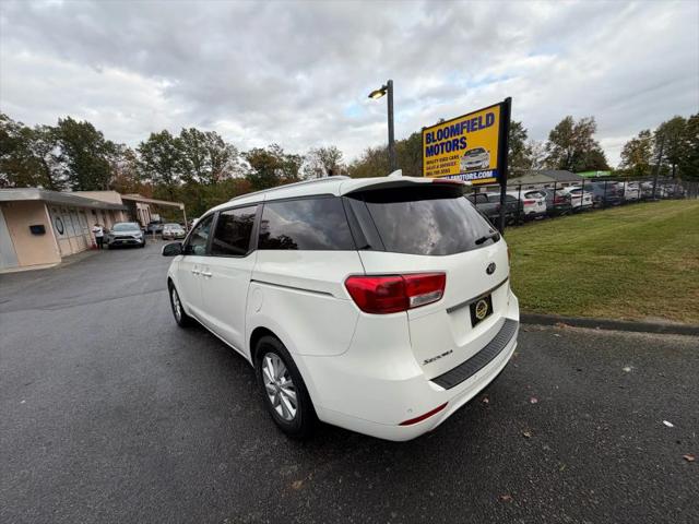 2016 Kia Sedona LX