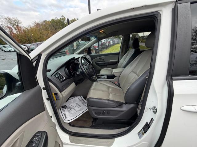2016 Kia Sedona LX