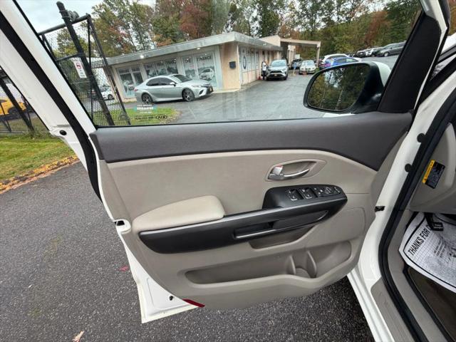 2016 Kia Sedona LX