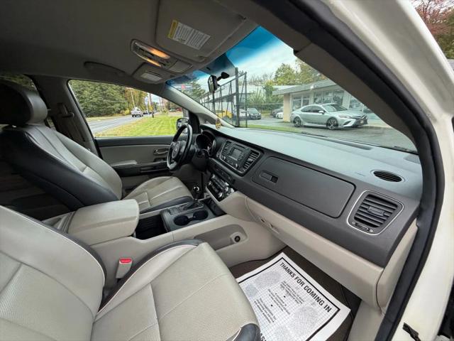 2016 Kia Sedona LX