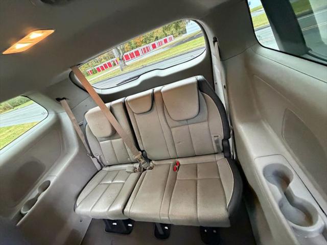 2016 Kia Sedona LX