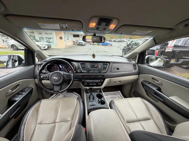 2016 Kia Sedona LX