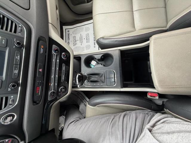 2016 Kia Sedona LX