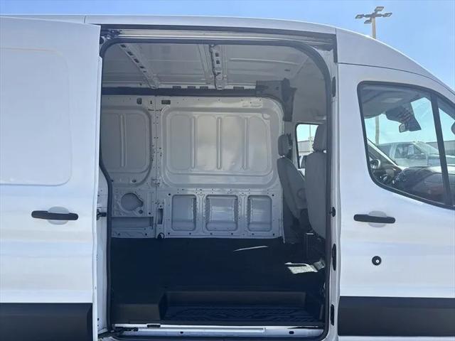 2019 Ford Transit Medium Roof w/Sliding Side Door w/LWB
