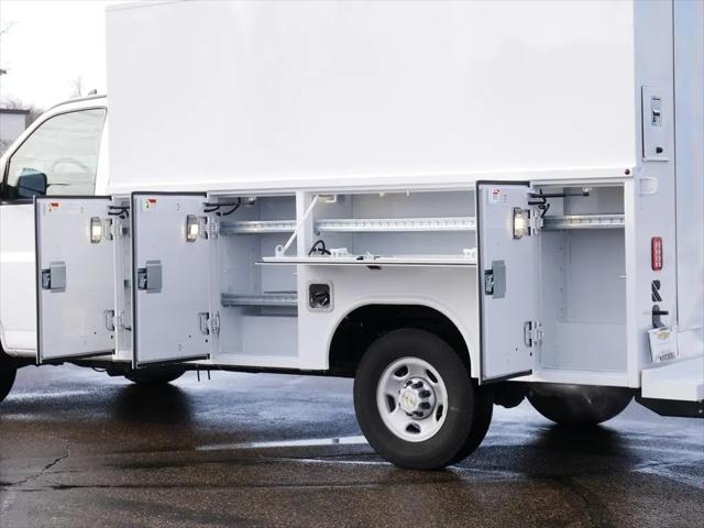 2025 Chevrolet Express Cutaway Work Van