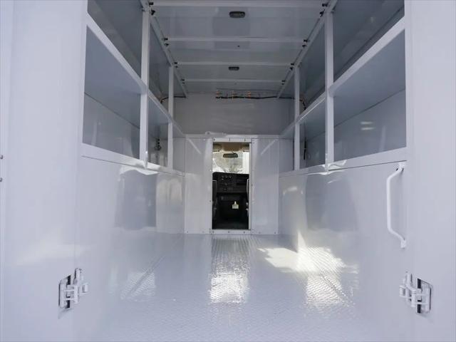 2025 Chevrolet Express Cutaway Work Van