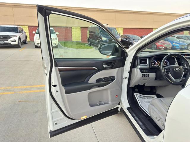 2015 Toyota Highlander Limited V6