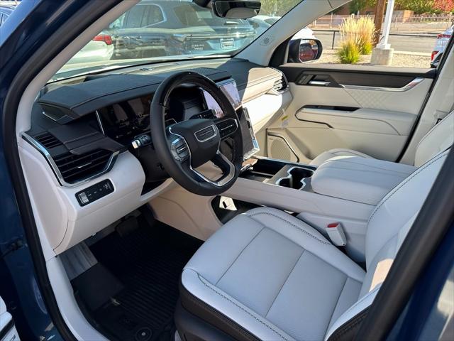 2026 GMC Acadia Denali AWD