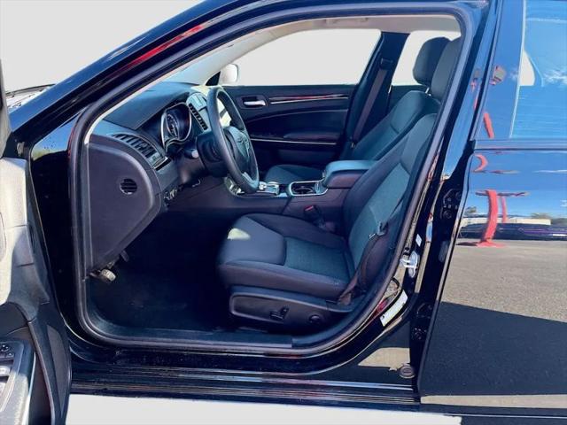 2023 Chrysler 300 Touring
