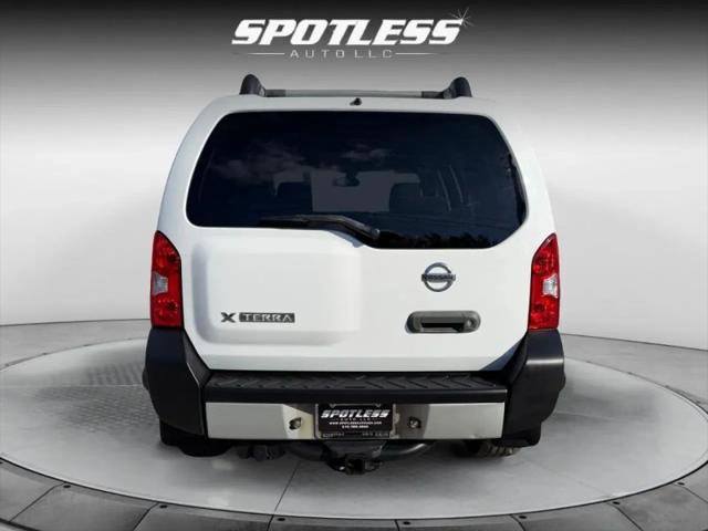 2011 Nissan Xterra S