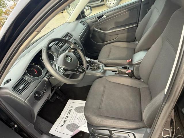 2015 Volkswagen Jetta 2.0L S