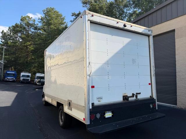 2019 Chevrolet Express Cutaway 4500 4500 Van