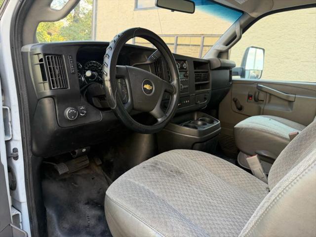 2019 Chevrolet Express Cutaway 4500 4500 Van