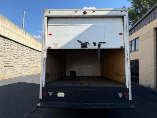 2019 Chevrolet Express Cutaway 4500 4500 Van